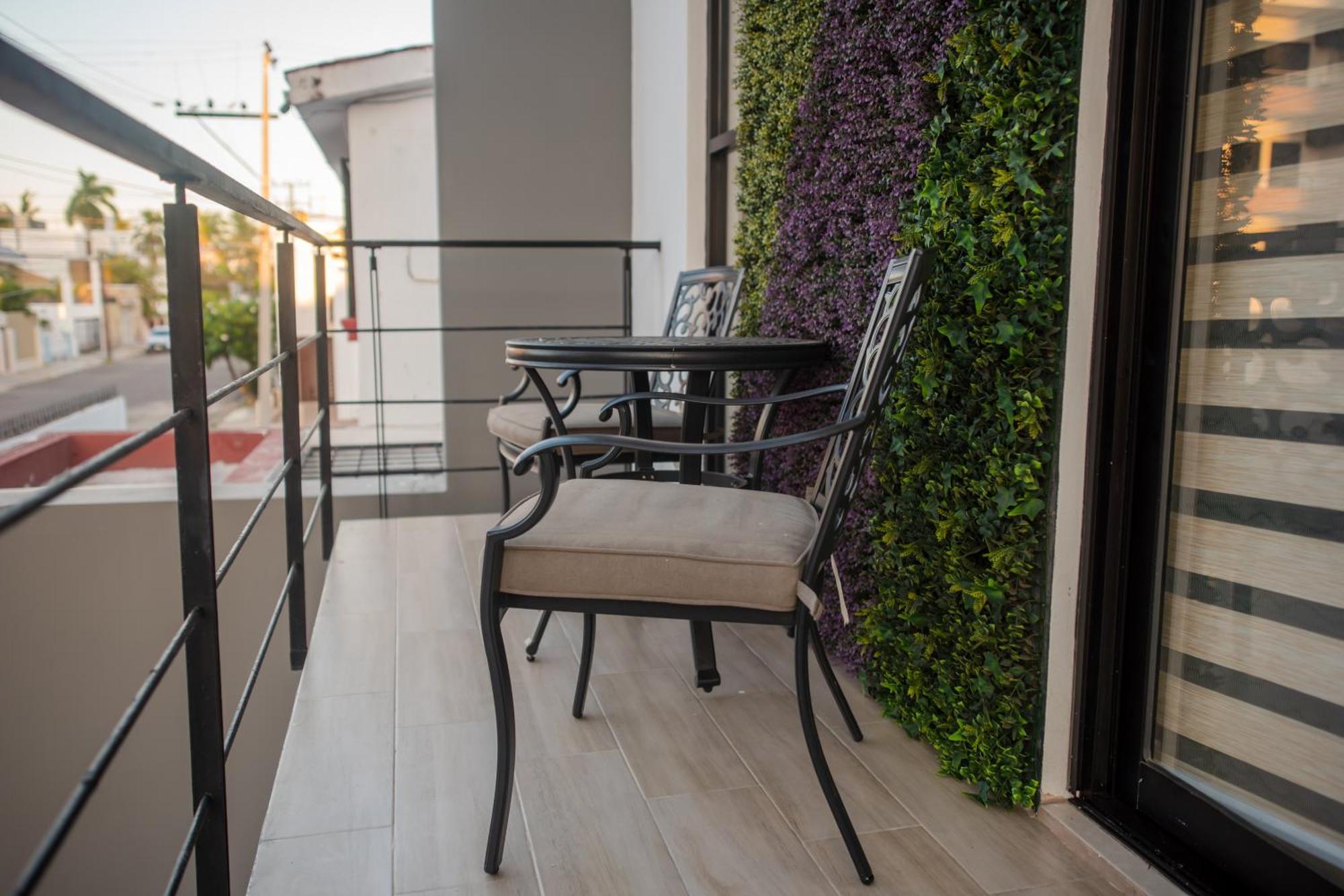 2Br/2Ba Condo 1 Block To Ocean! - Unit 3 ماساتلان المظهر الخارجي الصورة
