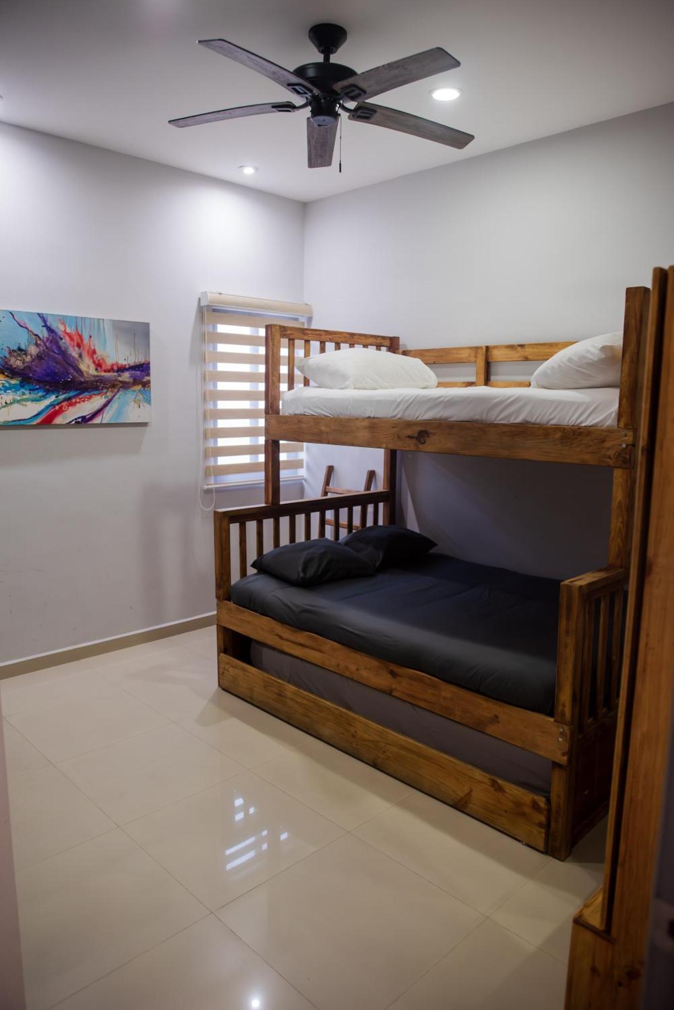 2Br/2Ba Condo 1 Block To Ocean! - Unit 3 ماساتلان المظهر الخارجي الصورة